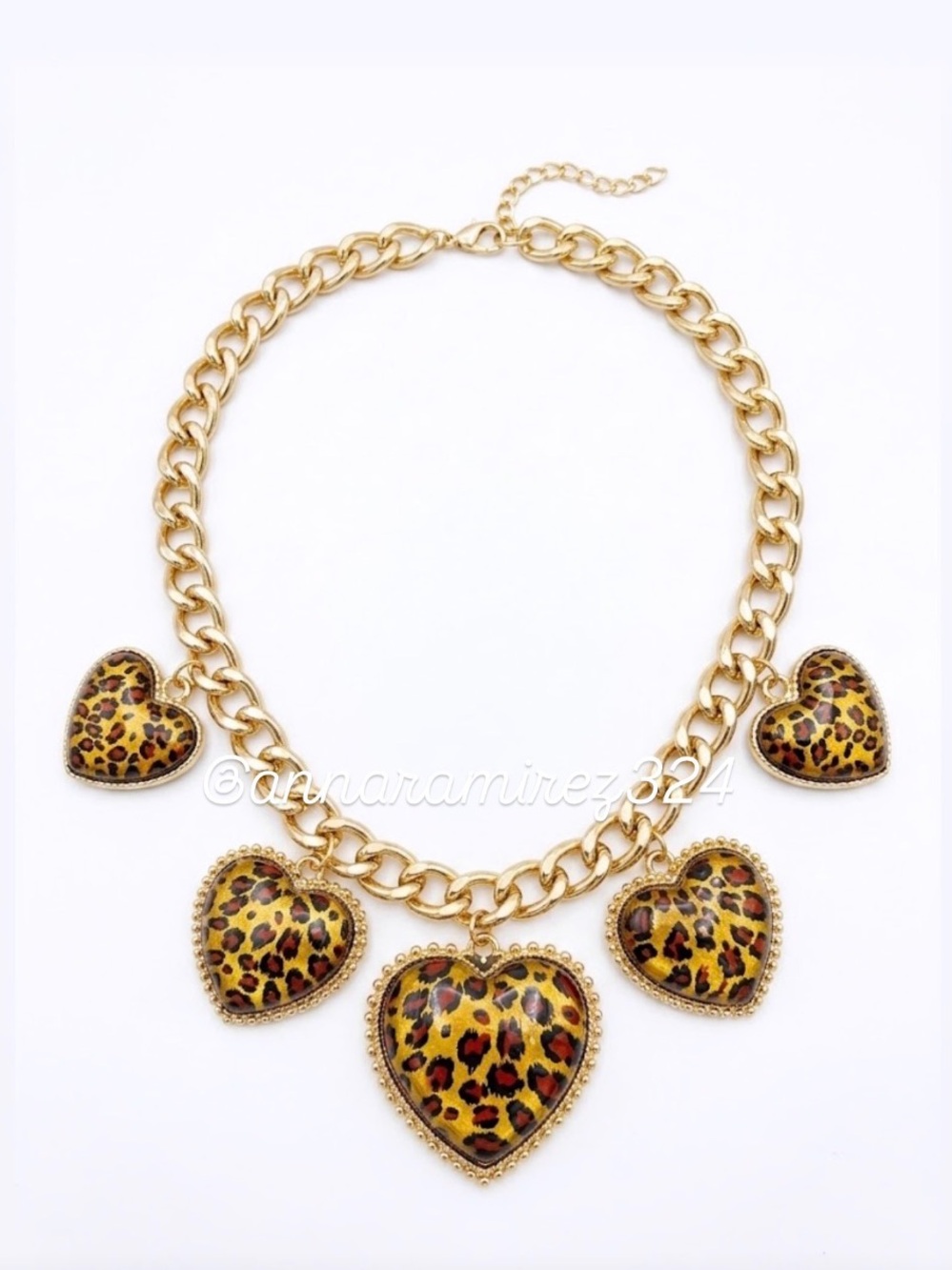 NWT ⚜️🤎⚜️ Betsey Johnson Multi-Heart Leopard Print Statement Necklace
